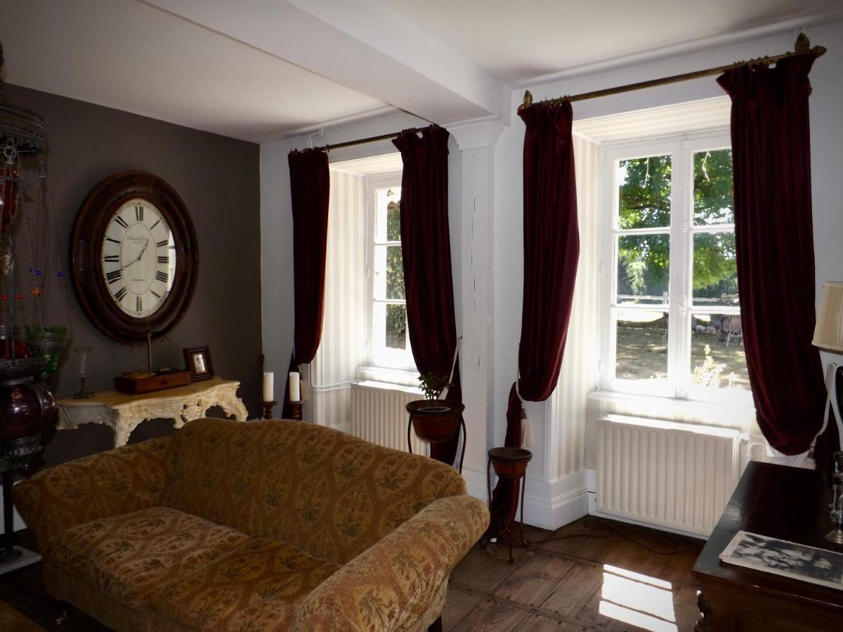 Domaine De Lalat - B&B With En-Suite Bathrooms All Rooms With Garden Views Montembœuf Esterno foto