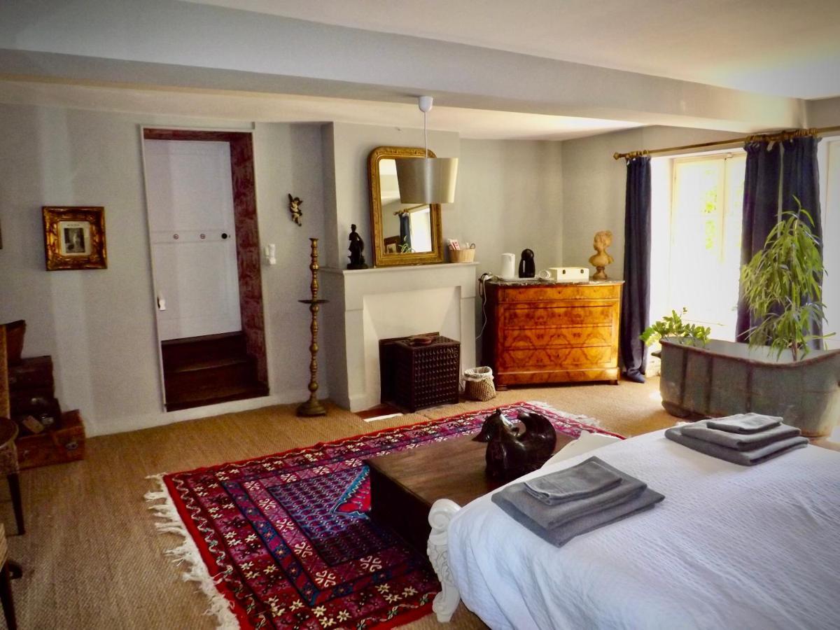 Domaine De Lalat - B&B With En-Suite Bathrooms All Rooms With Garden Views Montembœuf Esterno foto