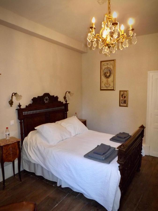 Domaine De Lalat - B&B With En-Suite Bathrooms All Rooms With Garden Views Montembœuf Esterno foto