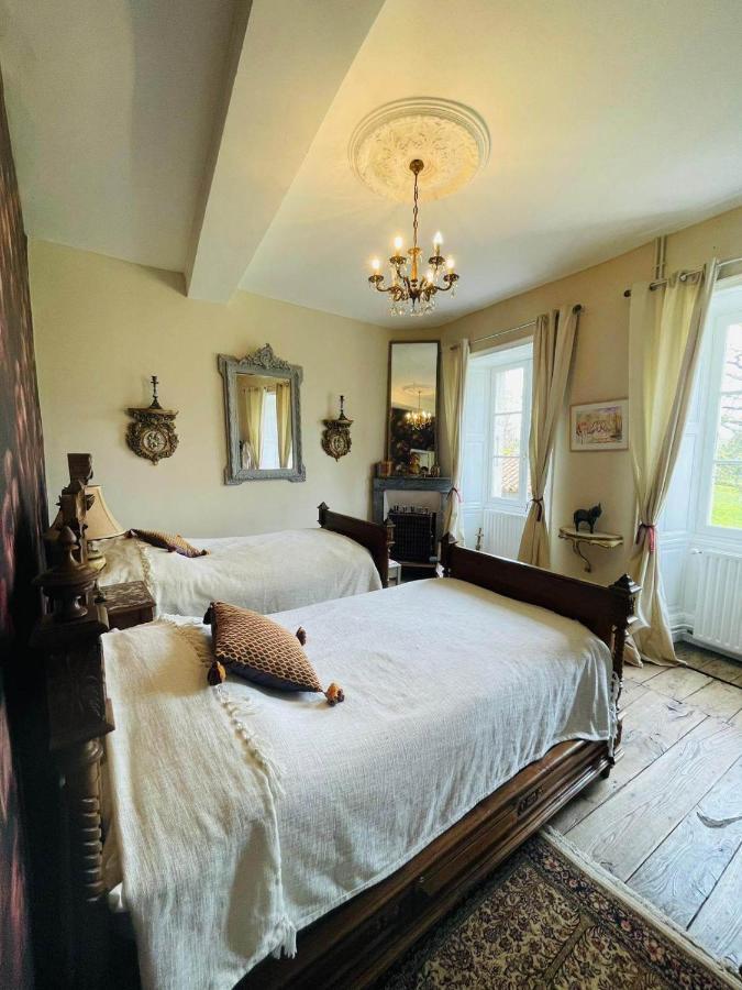 Domaine De Lalat - B&B With En-Suite Bathrooms All Rooms With Garden Views Montembœuf Esterno foto